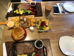 -必胜客(新中纬店)