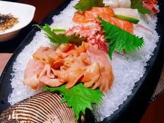 -晶吉·居酒屋·烧鸟·生鱼饭(中山区民主广场店)