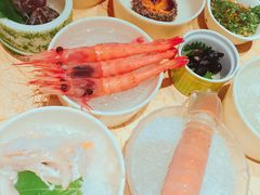 -雍和会海鲜姿造自助(湖东路店)