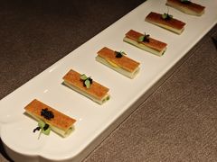 鱼子酱脆皮松板肉-一川二水•粤川醉(CP静安店)