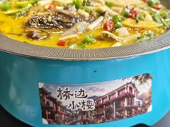 -桥边小楼·手工云南菜·古城观景小楼