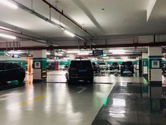 -国华国际广场-地下停车场