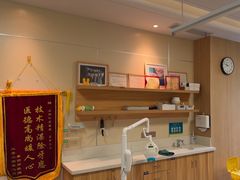 -上海仁爱医院口腔科 · 种植