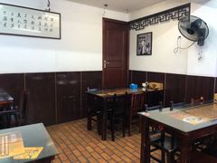 大堂-长人馄饨铺(解放街店)