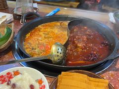 -赵美丽·重庆社区火锅·直营店(火车东站·中豪国际店)