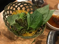 -江南猪肉商会无限续吃(弘大店)
