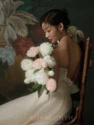 点击看大图 -挪娅婚纱摄影皇家会所