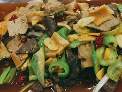 大盘炒羊杂-教师之家赵家羊汤馆(东青龙街店)