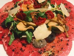 腌制生牛肉片配帕尔马芝士-牛排家(北京王府井澳门中心店)