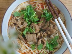 -张家巷胖哥肥肠·三十年老店(原工人村菜市店)