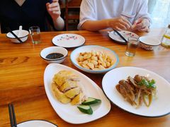 -侬佳蒸菜馆(听潮店)