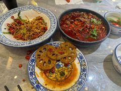 -赣菜笔记·江西米粉·小龙虾·小炒(曹杨路店)