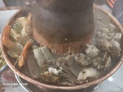 -一口猪海鲜浑锅·东北家常菜