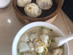 -老西白点心店