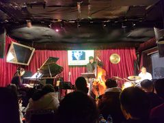 -东岸Cafe 爵士俱乐部
