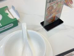 -湘当有饭剁椒鱼头(世茂广场店)