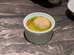 原盅蟹粉狮子头-平山宴(瘦西湖店)