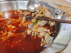 -味之溢美蛙仔姜兔·肥肠鱼•耗儿鱼(文星店)