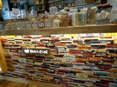 -猫的天空之城概念书店(杭州南宋御街店)