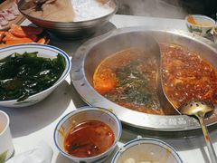 -卤校长重庆火锅(国兴店)