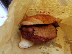 酥皮猪扒包-大利来记餐厅(大三巴店)