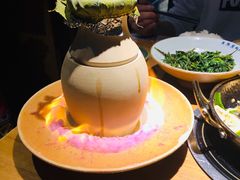 灶膛罐罐牛腩-吃饭皇帝大土家民族菜(正大广场店)