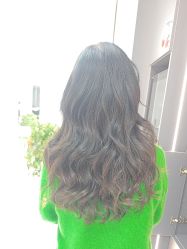 -阿三造型烫染•接发