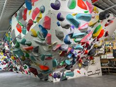 -阳朔岩邦攀岩户外运动俱乐部(西街店)