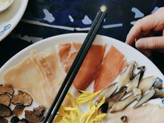 -桥香园过桥米线(国贸店)