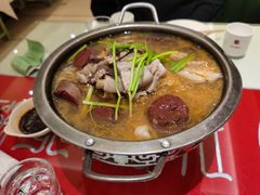 杀猪烩菜-吴记酱骨炖菜馆(西大直街店)