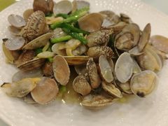 -粤盛海鲜平价店(洛溪食街店)