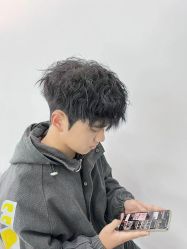 -禾曼造型