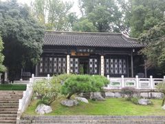 -何园