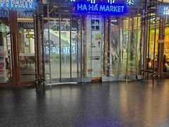 -星巴克(杭州临平银泰城B1店)