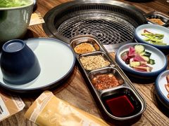 -明洞阿姨·韩式酱蟹烤肉·创意料理(三元桥店)