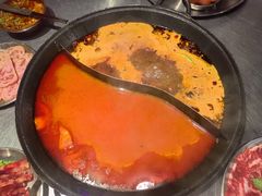 -鹿鸣山草本茶香火锅(园西路店)
