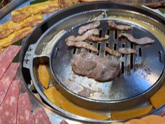 -哈哈碳都·牛肋条无限自助烤肉(台江万达店)