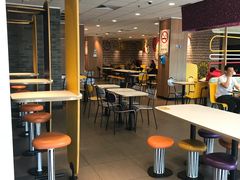 -麦当劳(莘松路芭比伦DT店)