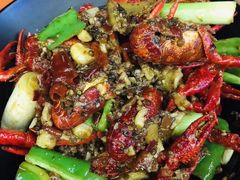 麻辣虾球-回·龙虾铺·盆盆蟹·烧烤大排档(回龙观店)