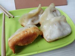-珊珊小笼馆(仙霞路店)