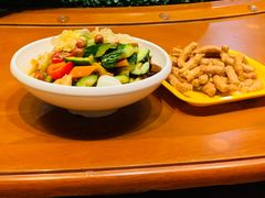 -老街坊美食汇(玉兰大街店)