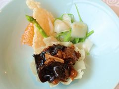 文火山菌鲜笋烤麸配百合大青豆-浙江西子宾馆·牡丹厅