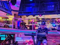 -巴特餐饮6加1音乐餐吧·新疆菜
