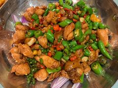 -辛香味烧鱼馆·非遗技艺·排骨红烧肉(光谷医药园店)