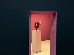 -胶囊画廊