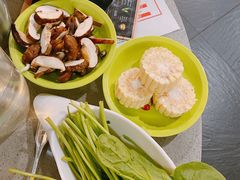 -牛魔王时尚回转餐厅