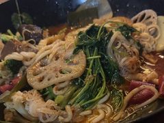 -万记麻辣烫国展总店