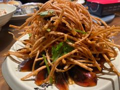 -巴厘龙虾·榜首油焖大虾(音乐学院·沿江酒馆店)