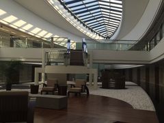 -上海滴水湖皇冠假日酒店