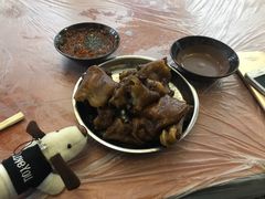 -王万妈卤猪脚(青岩交通路)